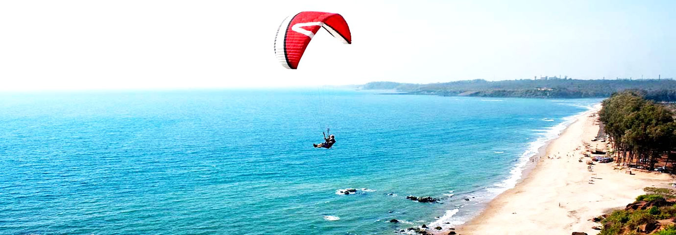 Arambol Beach Paragliding, Goa