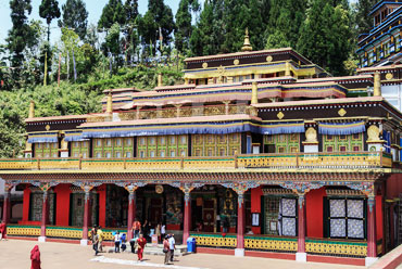 Sikkim Tourism: A Complete Travel Guide | Sightseeing & Things To Do